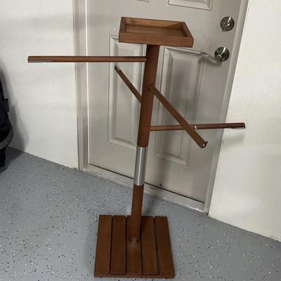 Wooden Pool Towel Holder W/ Platform 