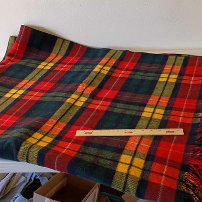 Beautiful Pure Wool Vintage Made In Australia Blanket