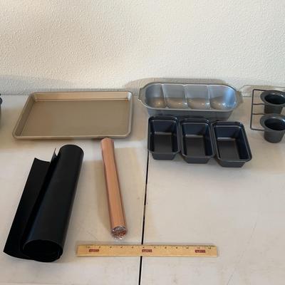Baking Lot - Popover Pan, Silicon & Copper Baking Sheets, Bundt Pan & Loaf Pans
