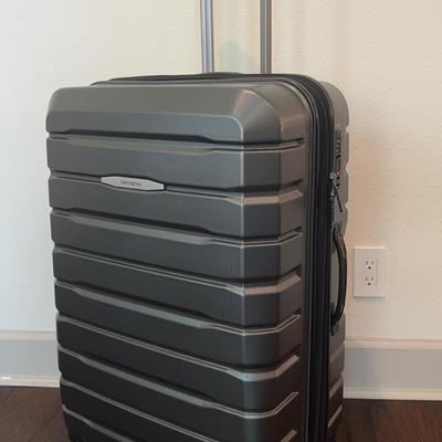Samsonite Tech 2.0 Hardside Expandable Luggage with Spinner Wheels 20x29x13
