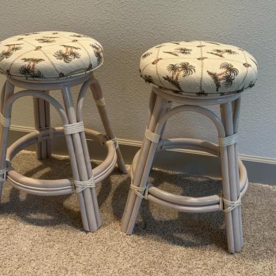 Serengeti 24” Swivel Backless Barstool Set Of 2 