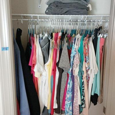 Women's Clothes Sz XL, 66 Pc.-Talbots, Lands End, J Jill, North Face+++