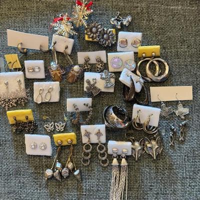 Silver Tone Costume Jewelry Earring Lot