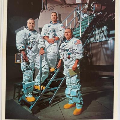 Apollo 8 Prime Crew Signed Photograph – James A. Lovell Jr., William A. Anders, Frank Borman (Unauth