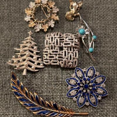 Silver Tone Sarah Coventry, Trifari, Monet, Gerry’s Brooches 