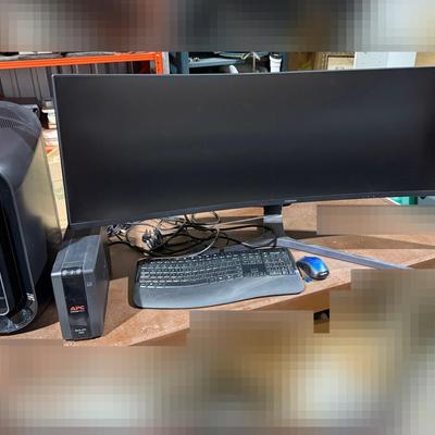 Samsung CHG90 QLED 49” Ultra-Wide Gaming Monitor + Alienware Aurora R10 + UPS + Accessories