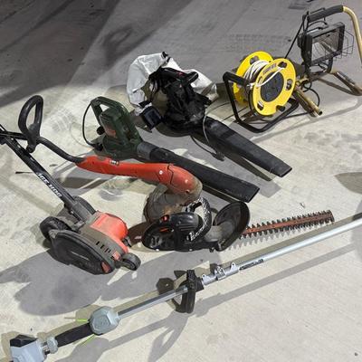 Outdoor Yard Tools Bundle – Black & Decker & Toro – Blower/Vac, Weed Eaters, Hedge Cutter, Work Ligh