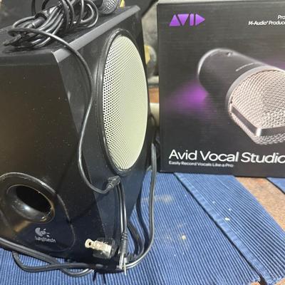 Avid  Vocal Studio , Apple Logitech Speaker Sub Woofer , Dynamic Mike