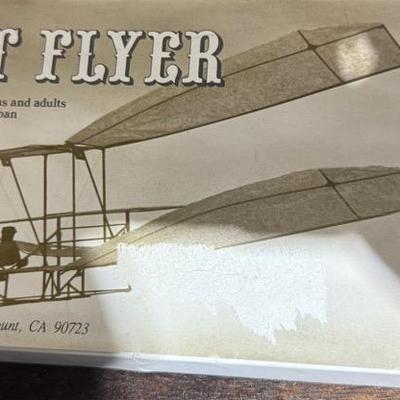 Wright Flyer Kite Kit – Coast Kites No. 202 (Vintage Model Kit)