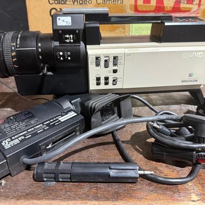 Vintage JVC GX-N70U Color Video Camera with Box & Viewfinder (1988)