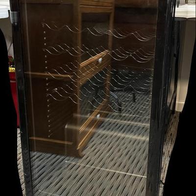 Frigidaire Wine Refrigerator 