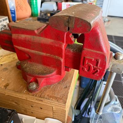 Sale Photo Thumbnail #104