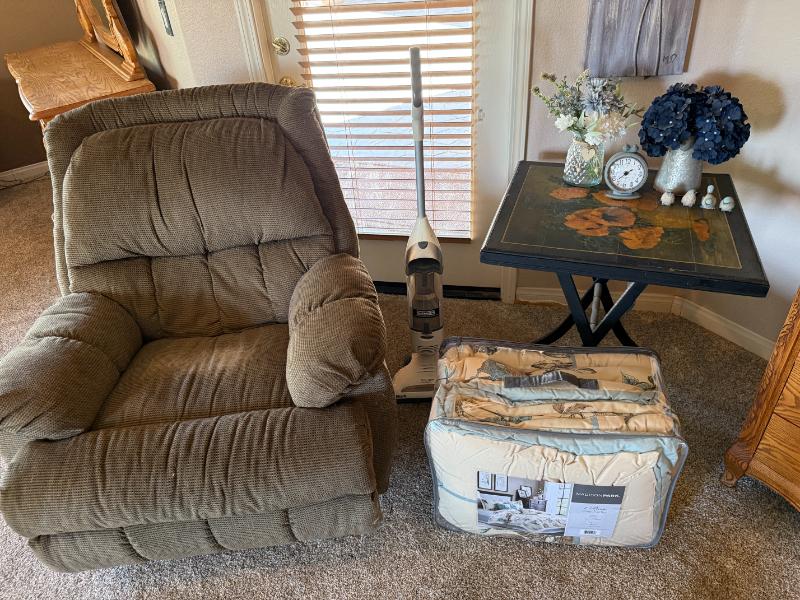Sale Photo Thumbnail #226