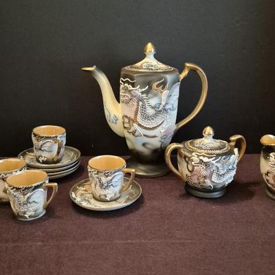 Vintage Moriyama/Mori-Machi Gold Detailed Moriage Dragon 13-Piece Tea Set