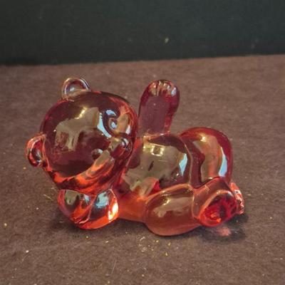 Vintage 1980s Fenton Hand Made Ruby Red Lounging Teddy Bear Figurine - 2" Tall