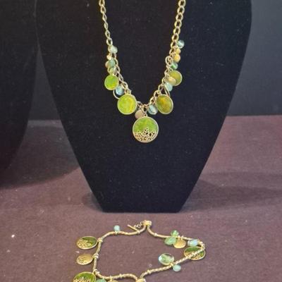 Vintage Decorated & Glass Bead Necklace & Bracelet Set