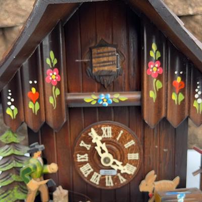 SCHLAGABSCHALTUNG CUCKOO CLOCK CHALET BLACK FOREST GERMANY CHIMNEY SWEEP DOG