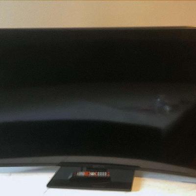 Sceptre Curved Flat Screen TV 55”