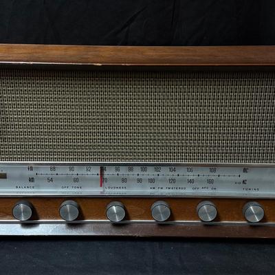 Lot 407: Vintage Delmonico FM Stereo Multiplex Receiver – Working – Mid-Century Modern