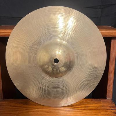 Lot 320: 11” Splash Cymbal – Unbranded / Vintage Style & RhythmTech RT7420 Hi-Hat Tambourine – Made 