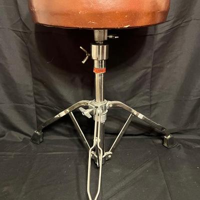 Lot 356: Vintage Tama Japan Drum Throne – Brown Vinyl Seat – Adjustable Height