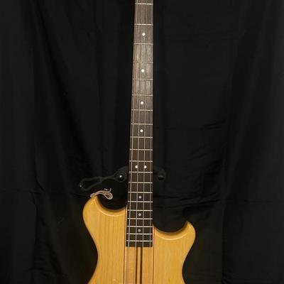 Lot 311: Westone Thunder I Electric Bass Guitar – Natural Finish – Excellent Condition