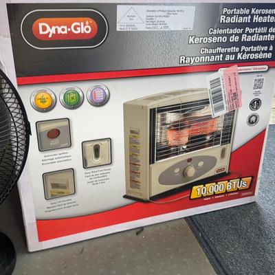 Lot 502: portable, Kerosene, Radiant Heater By Dyna Glow