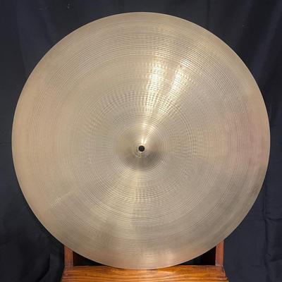 Lot 317: Vintage 22” Hand-Lathed Ride Cymbal – Unmarked