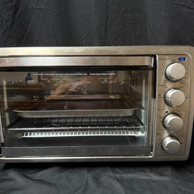 Lot 459: Black+Decker Stainless Steel Toaster Oven – Lightly Used