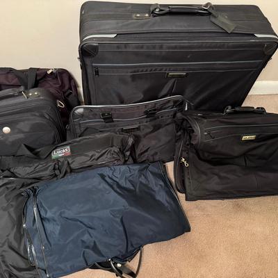 Lot 239: Luggage 4pc Set By On Tour Plus Other Pieces