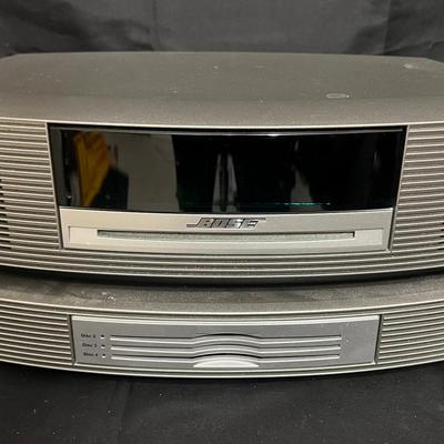 Lot 333: Bose Wave Music System with Multi-CD Changer – Tested & Working