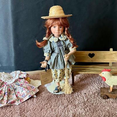 The Boyds Collection - Heather Doll + Accessories