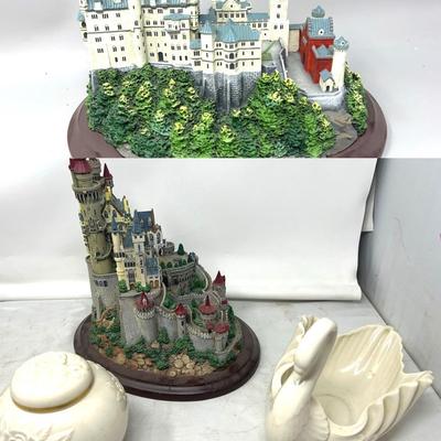 Lenox Falkingstein & Neuschwanstein Castles, Swan & Ginger Jar