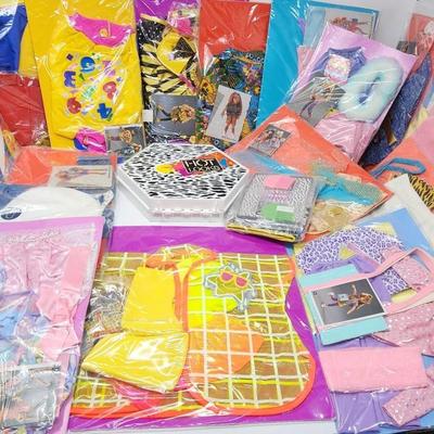 Hot Looks Doll Accessories