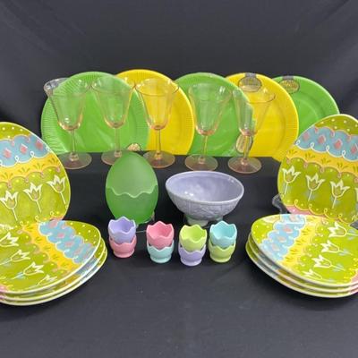 Happy Easter Dinnerware 