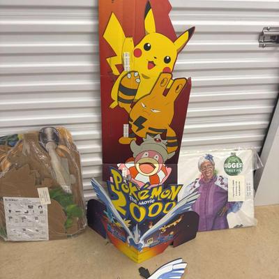 Folding Pokémon Displays