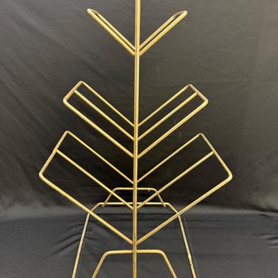 MCM Magazine Stand