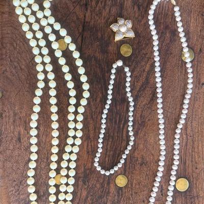 Freshwater And faux Pearls Set- Long Short And Vogue Bijoux Pin