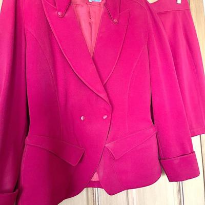 Thiery Mugler Ladies’ Suit Size 40, Vintage