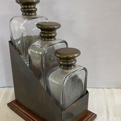 Tantalus Lockable Brass Holder Glass Decanter with Key, Made in Spain