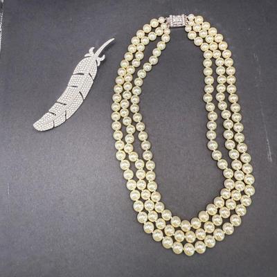 Faux Pearl 3 Row Choker, Silver tone Carol Lee Rhinestone Leaf Broach Long- Excellent Condition