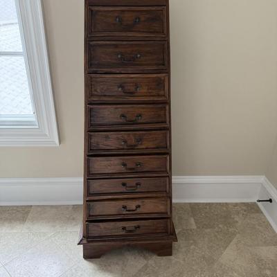 Sale Photo Thumbnail #134