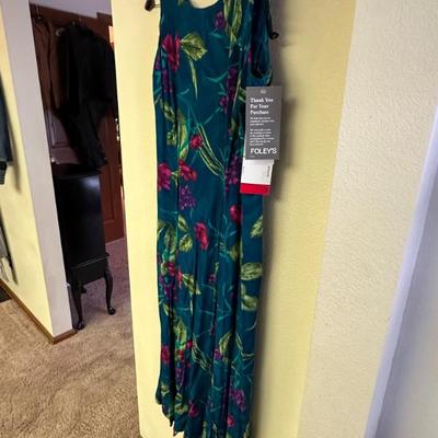 Sale Photo Thumbnail #357