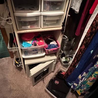 Sale Photo Thumbnail #374