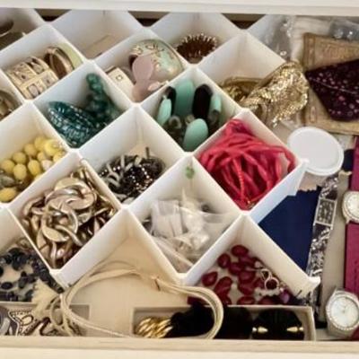 Sale Photo Thumbnail #28