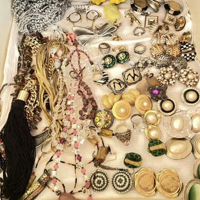 Sale Photo Thumbnail #29