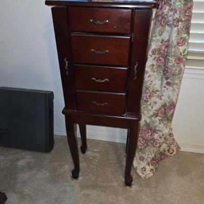 Sale Photo Thumbnail #43