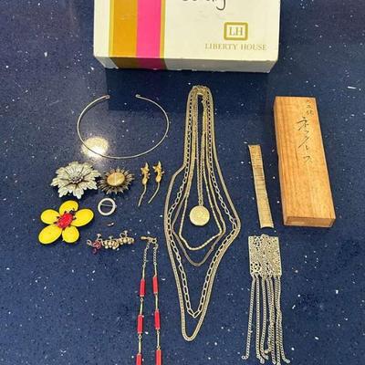 KAS066- Vintage Costume Jewelry 