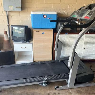 KAS063 Pro-Form Treadmill + Long Extension Cord