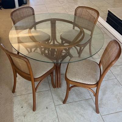 KAS018 Round Glass Table + 4 Chairs